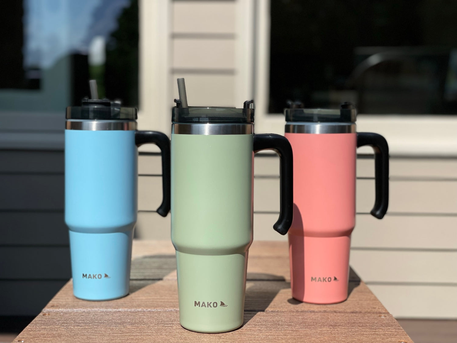 https://makocoolers.com/cdn/shop/files/IMG_4381_1.jpg?v=1683425777&width=1500